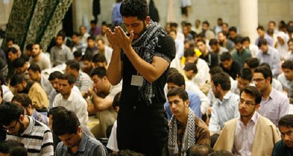 نماز و نیازهای جوان