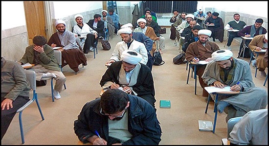  برگزاری امتحانات ترم اول مرکز تخصصی نماز 