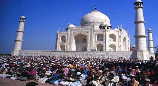 نماز خواندن گردشگران در مسجد تاج محل هند ممنوع شد