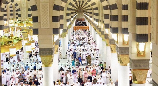 مراسم ختم قرآن در حضور نیم میلیون نمازگزار