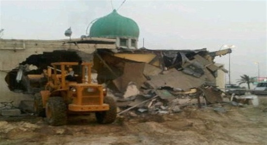 عصبانیت رژیم آل خلیفه از نماز خواندن مردم در مساجد تخریب شده