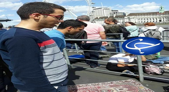 اقامه نماز نابغه ایرانی در پل لندن