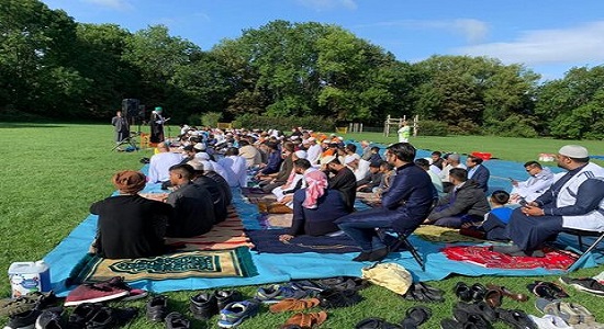 برای نخستین بار مسلمانان آکسفورد نماز عید را در فضای باز اقامه کردند