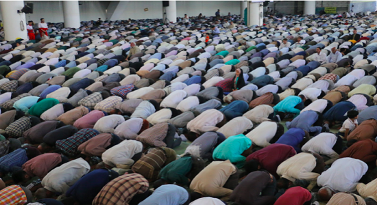 سنگاپوری ها نماز عید فطر را در خانه هایشان می خوانند