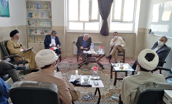 دیدار قائم مقام ستاد اقامه نماز با مدیر و کارکنان مرکز تخصصی نماز
