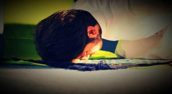 کیفیت اقامه صحیح نماز را از امام صادق علیه السلام یاد بگیرید