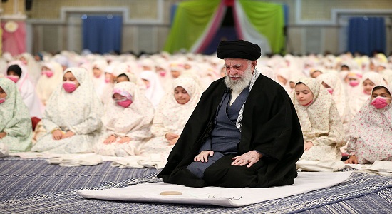 داستان: "پرده های نور"