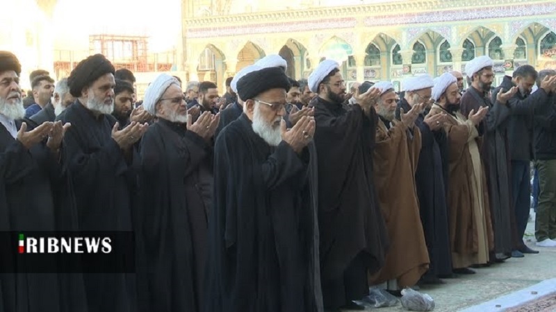 نماز باران در مسجد جمکران