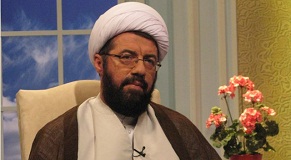 کلیپی در مورد نماز شب امام