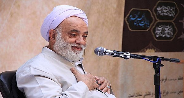 رییس ستاد اقامه نماز کشور مطرح کرد یکی از راه های تبلیغ گروگان نگرفتن مردم بین دو نماز است