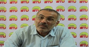 اقامه نماز جماعت در اردوگاه‌های بعث با چاشنی کُتَک؛ رزمندگان برای شهادت از هم سبقت می‌گرفتند 