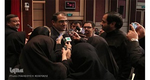  وزیر بهداشت در پاسخ به ایکنا عنوان کرد: تحقق وضعیت مطلوب در حوزه نماز از حوزه مسئولیتی خودمان 