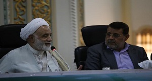 مدیران وظیفه اقامه نماز را انجام دهند 