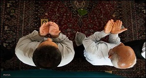 در حرم حضرت فاطمه معصومه؛ تصحیح قرائت نماز ویژه خواهران و برادران برگزار می‌شود 