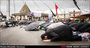 سوگواری امام حسین (ع) بر محور قرآن، نماز و مسجد باشد