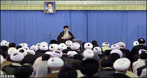 وظایف حوزه علمیه در اقامه نماز از منظر مقام معظم رهبری