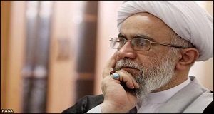 تبیین آثار فردی و اجتماعی نماز در خطبه‌های جمعه هامبورگ 