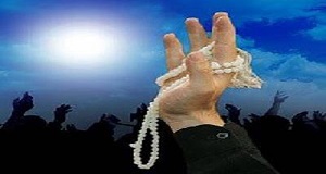 سهل‌انگاری خانواده، فقر و لقمه حرام؛ از عوامل سستی در عبادت 