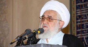  آیت‌الله قربانی: حلاوت مناجات را با اقامه نماز تمرین کنیم 