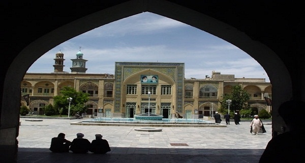 بررسی فعالیت تبلیغی حوزه علمیه در ترویج نماز