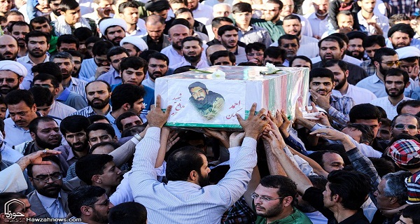نماز اول وقت و خواندن قرآن؛ ارکان حفظ جامعه در مقابل خطرات