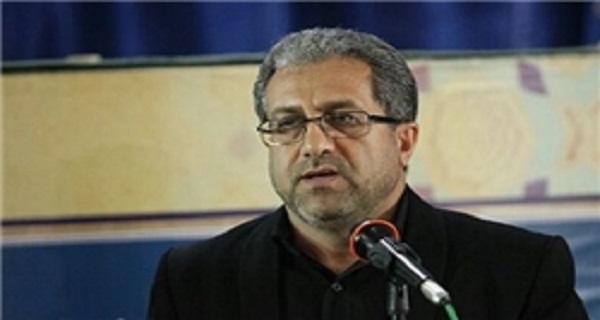ایجاد امکان برپایی نمایشگاه دستاوردهای دستگاه‌ها در مجاور محل برگزاری نماز جمعه