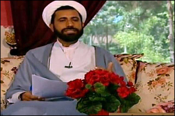 دیدن عبادت والدین، فرزند را نماز‌خوان نمی‌کند؛ یادآوری دوستانه لازم است