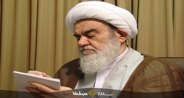  قرآن می‌گوید وقت نماز ترافیک در خیابان‌ها نباشد