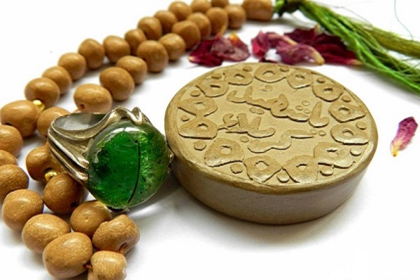 نماز ,مسجد , جهان غرب و رشد اسلام گرایی:بررسی تطبیقی آثار منتخب ادبیات انگلیسی و فارسی