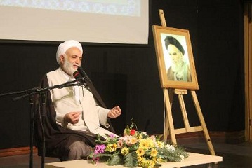 از فریضه نماز در جامعه براحتی غفلت می شود