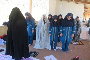 امامت زن در نماز جماعت از دیدگاه مذاهب خمسه