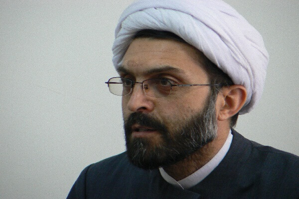 نماز را در کتب درسی به شکل گفت‌وگوی دو دوست آورده‌ایم/ آشنایی نظری و عملی دانش‌آموزان با نماز