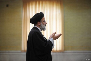 نماز عامل پیشگیری از آسیب‌های اجتماعی و مصون‌ساز در برابر تهاجمات فرهنگی است