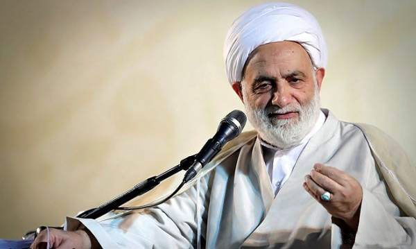 کسانی که پیامبر آنها را از مسجد بیرون کرد