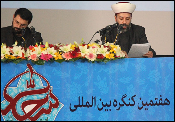 امام سجاد به خدای خود از طریق نماز و دعا تقرب می جست//حلقه وصلی بین حقوق و دعاست که این دو برگرفته از نماز است.