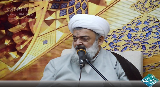 چرا باید نماز را عربی بخوانیم