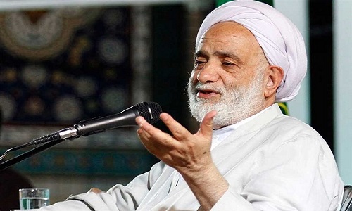 نماز، قله عبادات است/ نماز را با آفرینش آثار هنری تبلیغ کنیم