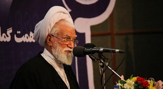 برای نجات جامعه از مخاطره های فضای مجازی، باید ترویج نماز در این فضا مورد توجه قرار گیرد