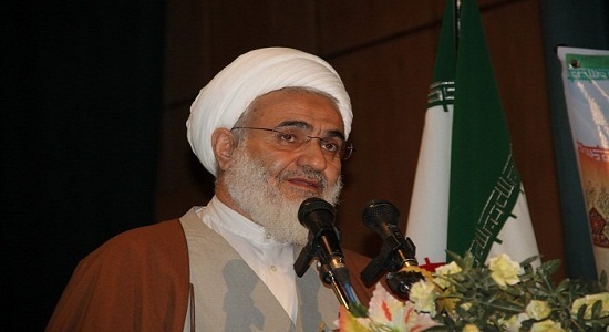روحانیون در بهره برداری از فضای مجازی فرصت سوزی نکنند/ همه امکانات برای ترویج نماز بسیج شود