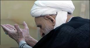 پنج گروه از آیات که مومنین را به نماز ترغیب می کنند