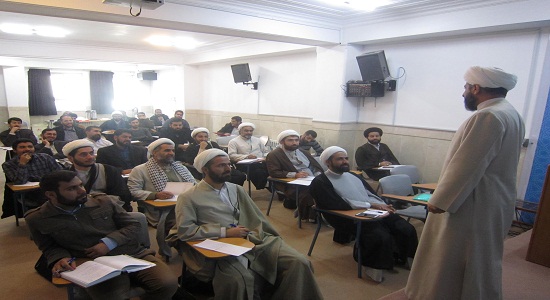 آغاز برگزاری دوره تربیت مربی نماز ویژه طلاب  