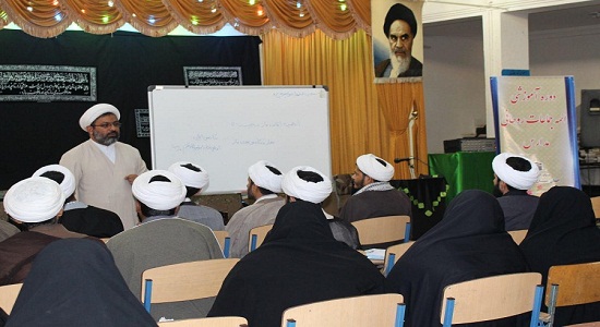  دوره آموزشی «روش‌های دعوت به نماز» در زاهدان برگزار شد