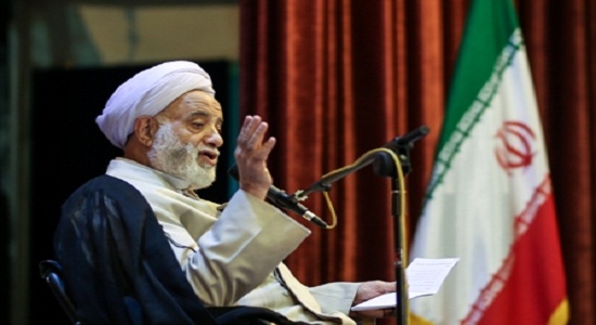 کمیت نظام آموزشی کشور در مسائل تربیتی، لنگ می زند