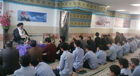  معرفی ویژگی‌های حضرت فاطمه(س)/لزوم الگوگیری نسل جوان از این بانوی بزرگوار