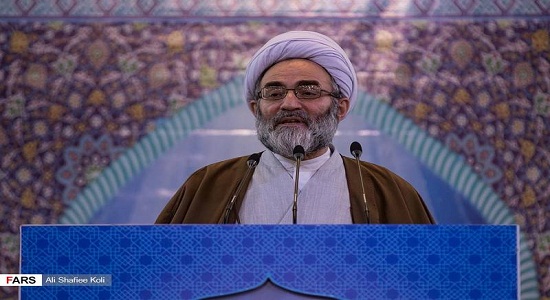 نخستین نماز جمعه رشت به امامت حجت الاسلام فلاحتی