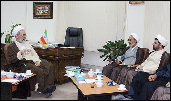 هر چه قدر برای نماز کار شود، کم است.