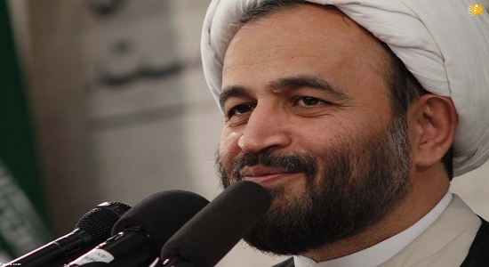 چرا در نماز نباید از قبله روی برگردانیم؟