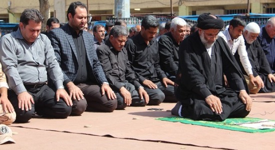 همکاری بسیج طلاب و حوزه علمیه در اقامه نماز جماعت در مسیر پیاده روی