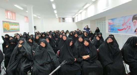  نشست تخصصی نماز و شیوه های دعوت به نماز ویژه خانواده ها و کارکنان اداره کمیته امداد امام خمینی (ره) طبس