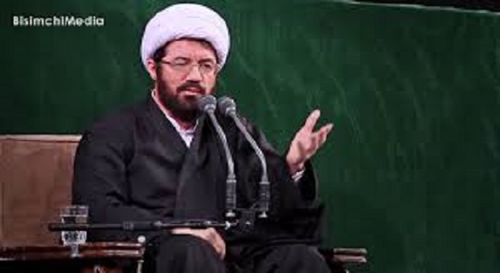 استاد عالی؛ عبادت زنان در ایام عادت